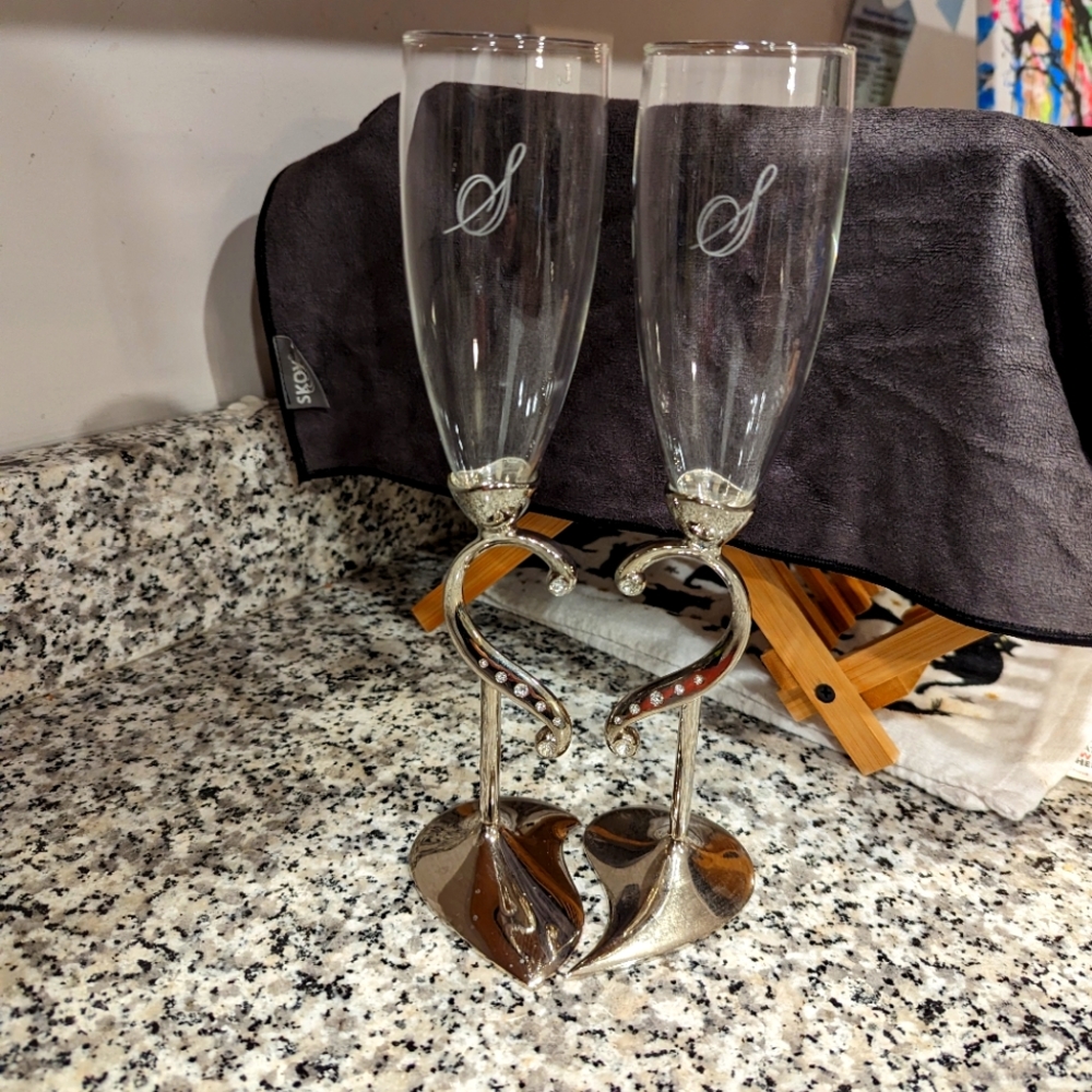 S Monogram Flutes